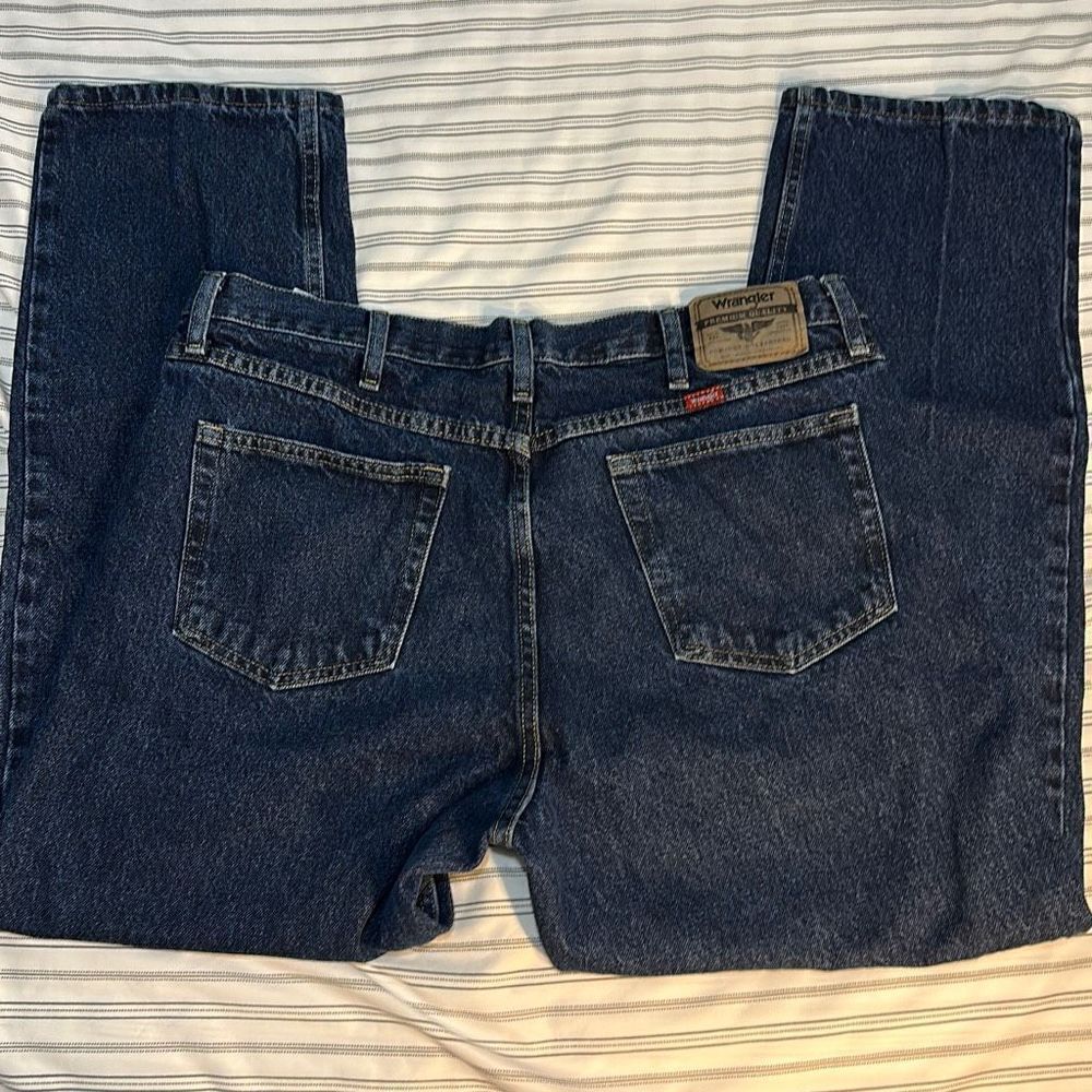 Wrangler Denim Waist: 36, Inseam: 28 Inches